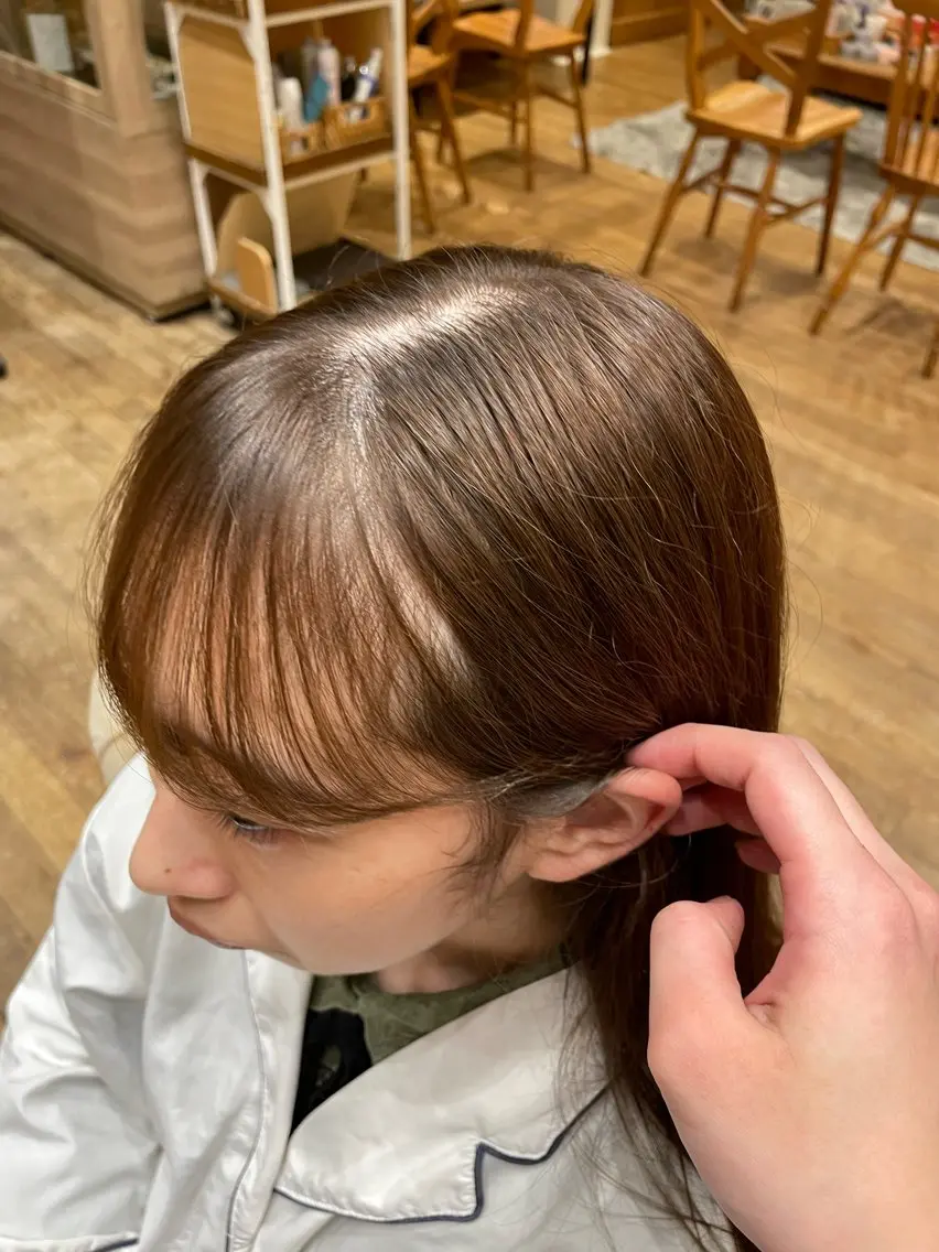 ロング カラー ベージュカラー ブリーチ ブリーチなしカラー パーマ／似合わせヘア 嶋 彩芽のヘアスタイル