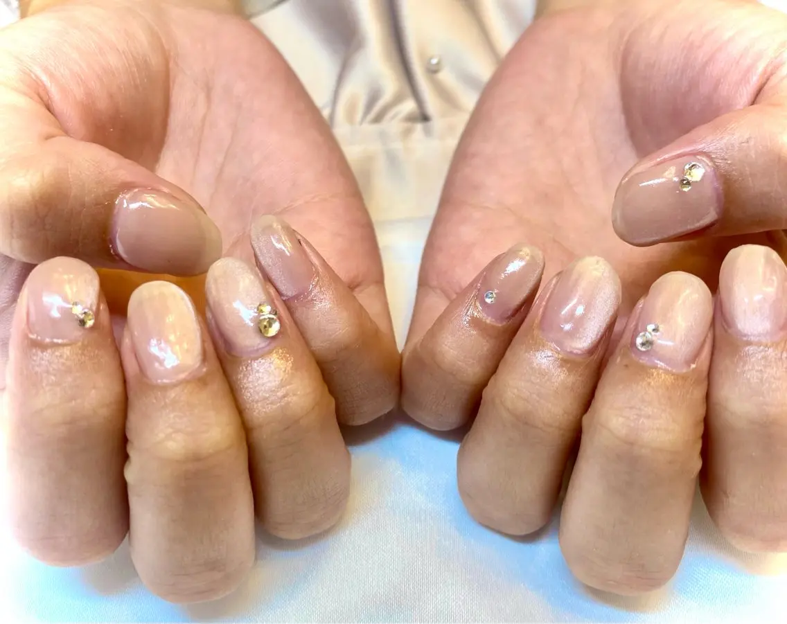 ネイル マグネットネイル ストーンネイル ハンドネイル Rafinesse Nail salonのネイルデザイン