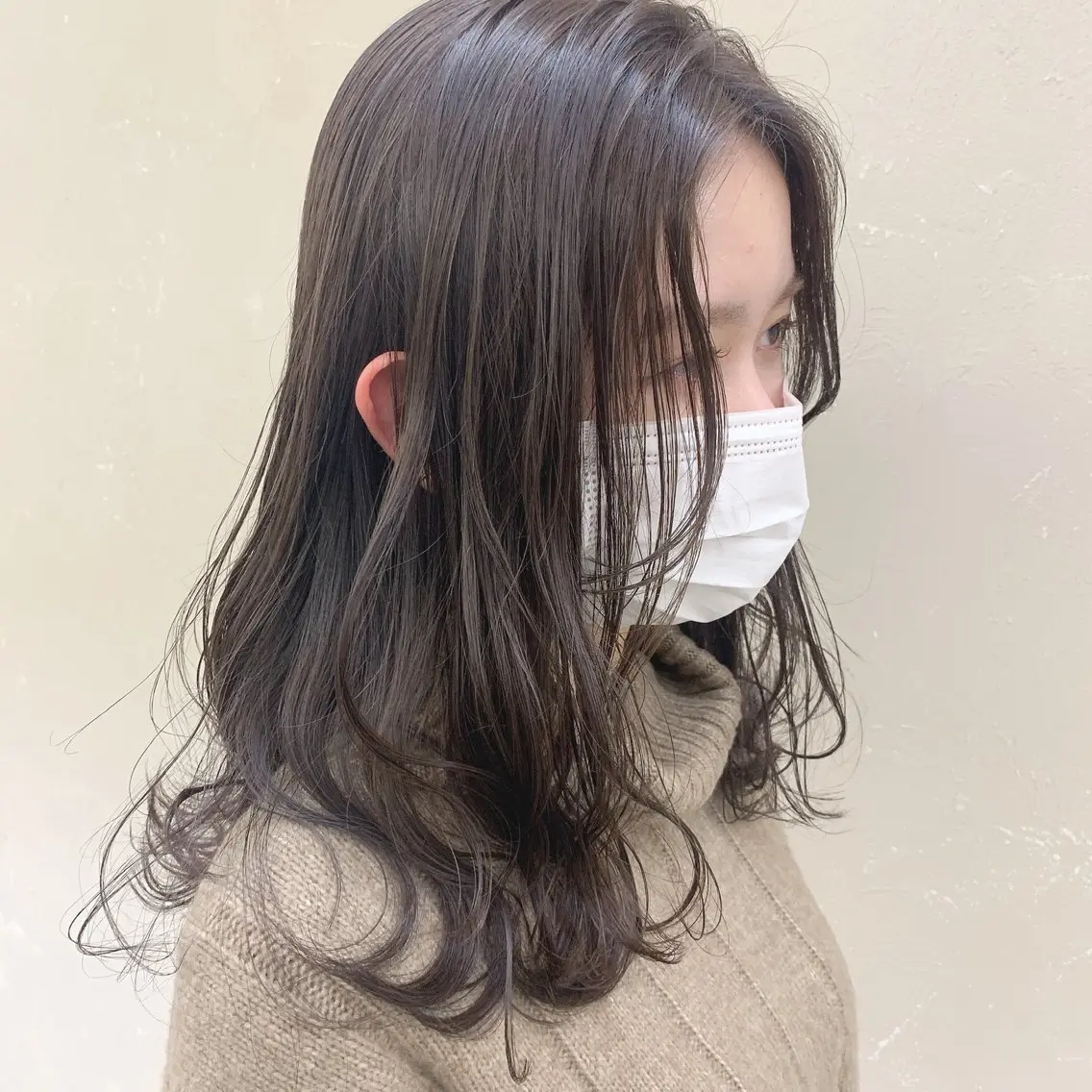 ミディアム 顔周りカット レイヤーカット カット ヘアカラー トリートメント 桑原 卓弥のヘアスタイル
