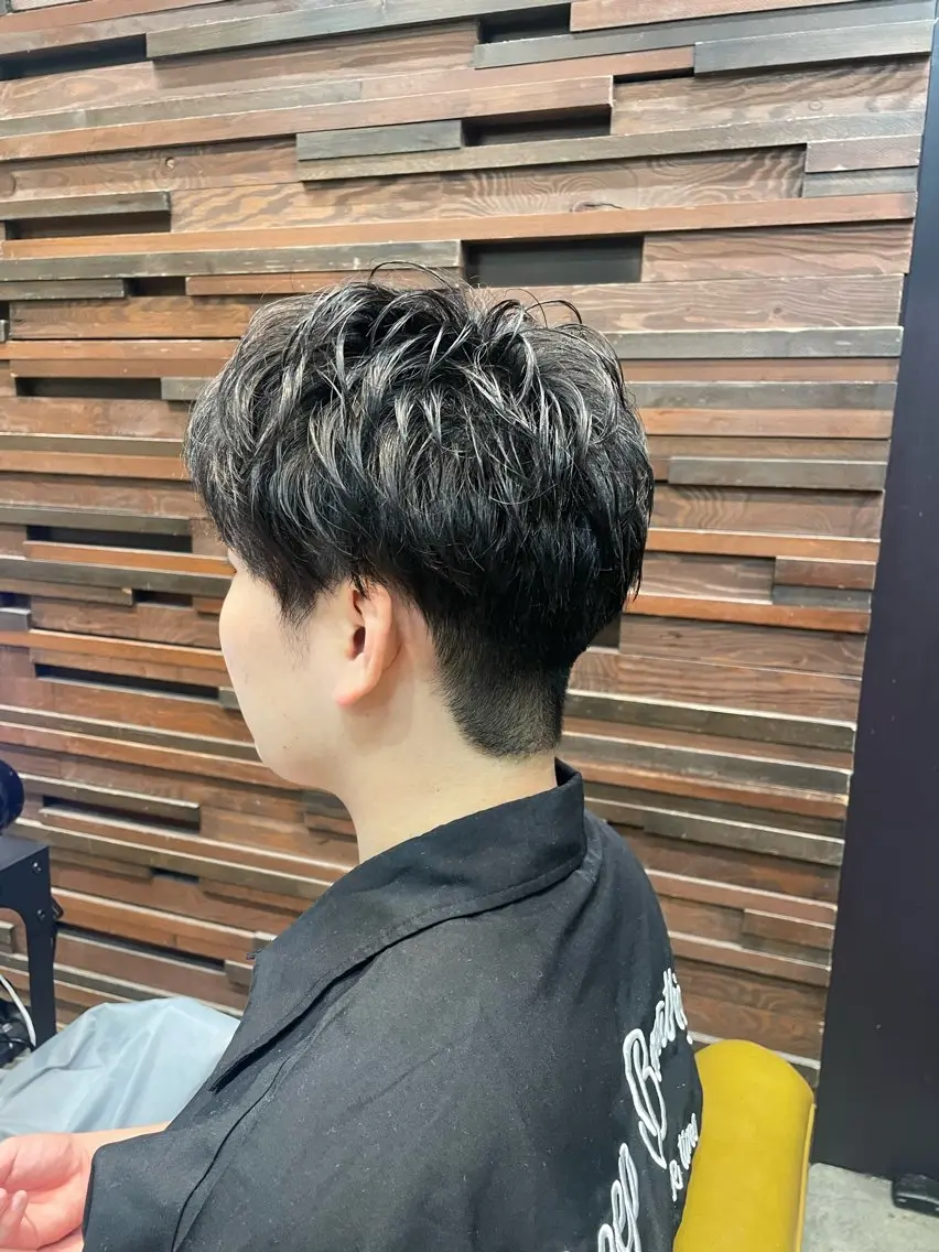 ショート 草間 翔登のヘアスタイル