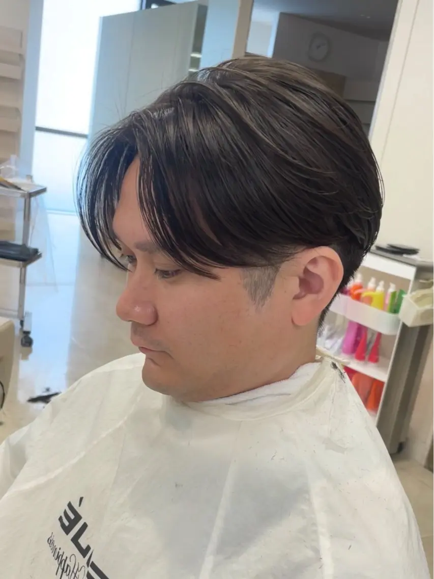 メンズ シャドウパーマ／骨格 矯正カット　トモキのヘアスタイル