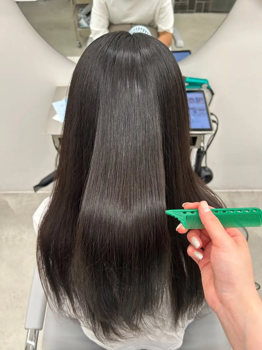 ロング 阿部 美波のヘアスタイル