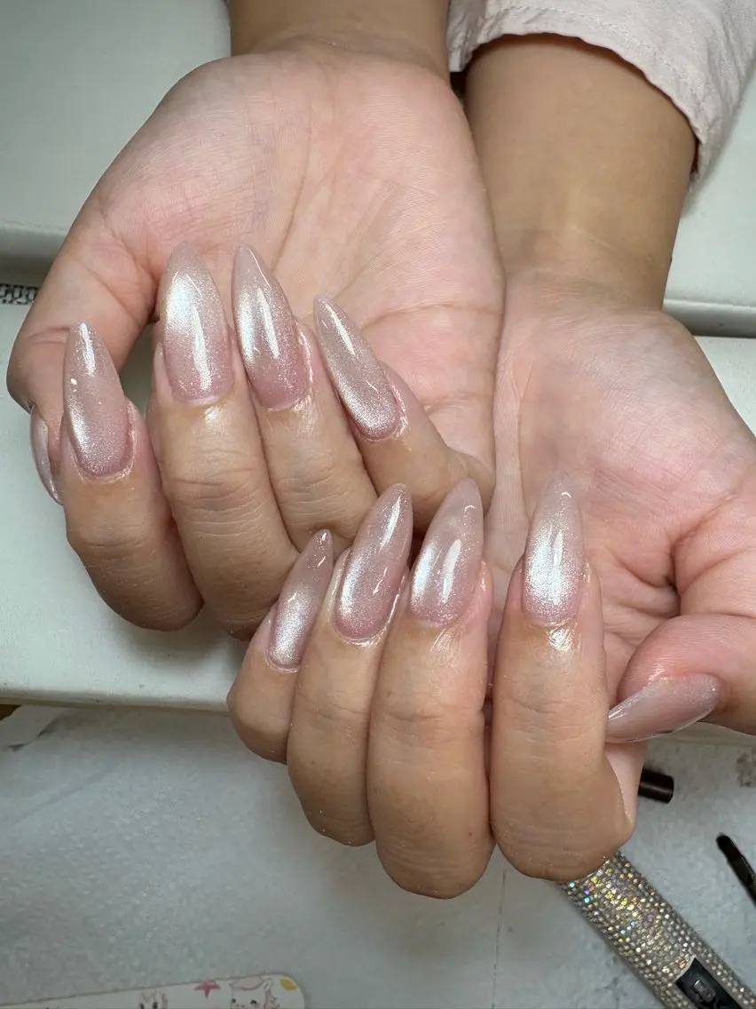 ネイル オーロラネイル ブルー チークネイル 長さ出し フットネイル ハンドネイル Kaki ちゃんのネイルデザイン