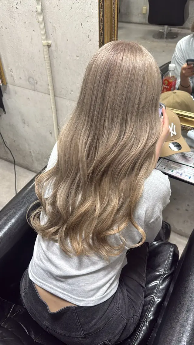 ロング 🫧透明感🫧ツヤ感 ✨️カラー特化のヘアスタイル