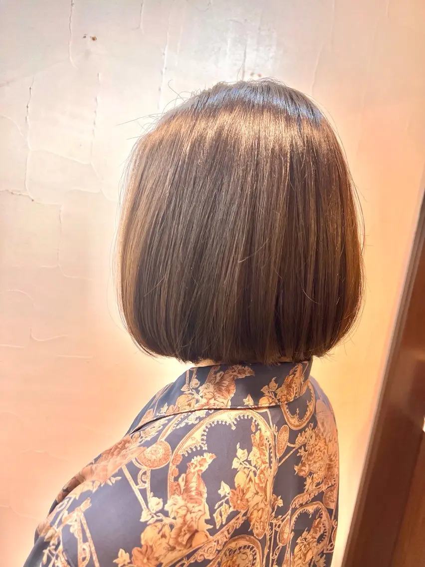 ミディアム 廣瀬 莉奈のヘアスタイル