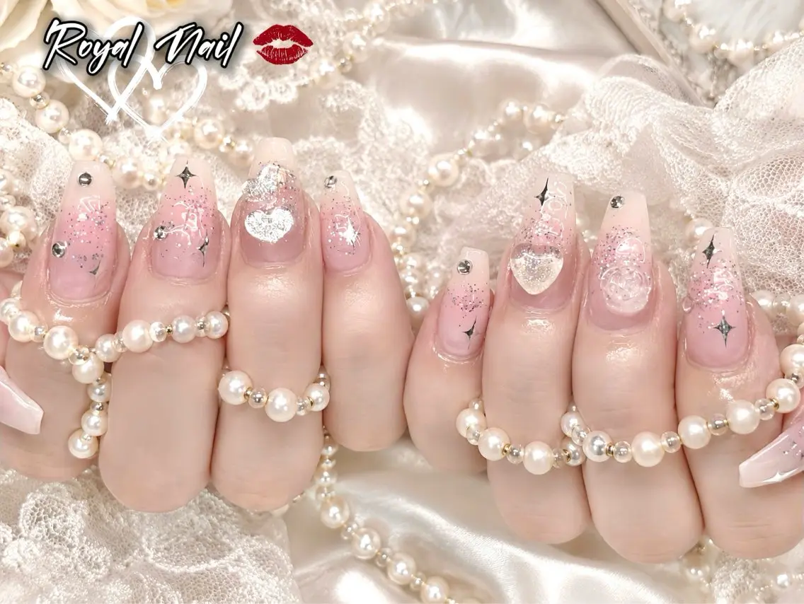 ネイル 韓国ネイル マグネットネイル 持ち込み ハンドネイル RINA Nail_Royalのネイルデザイン