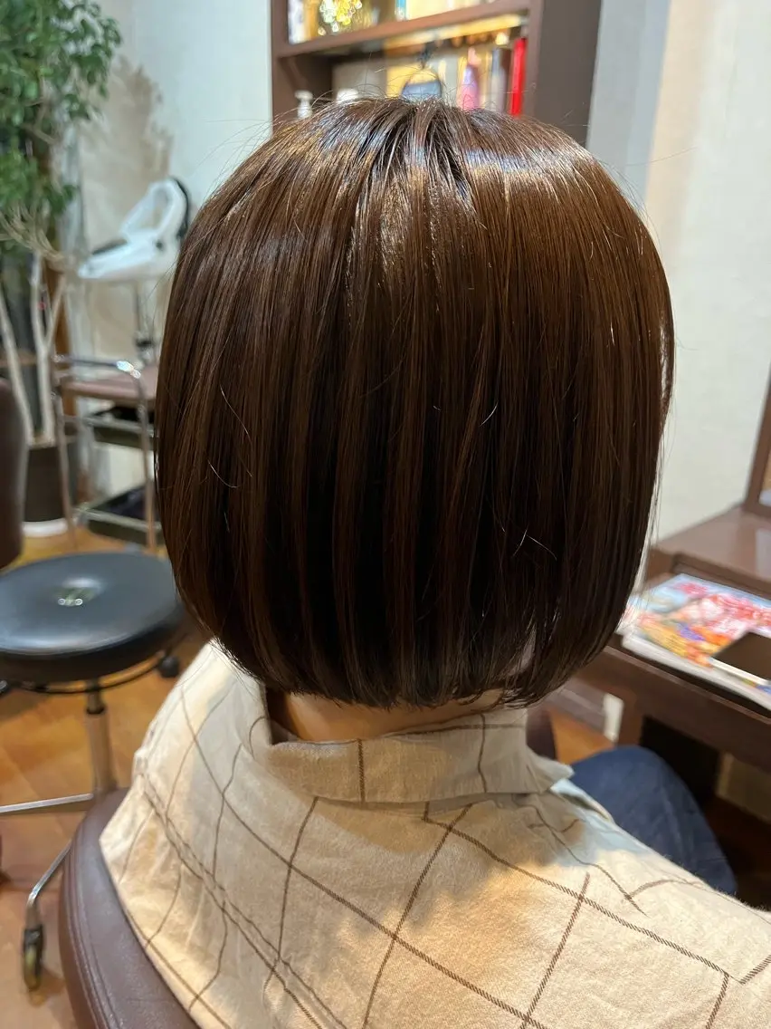 ショート ボブ タナカ ヒナのヘアスタイル