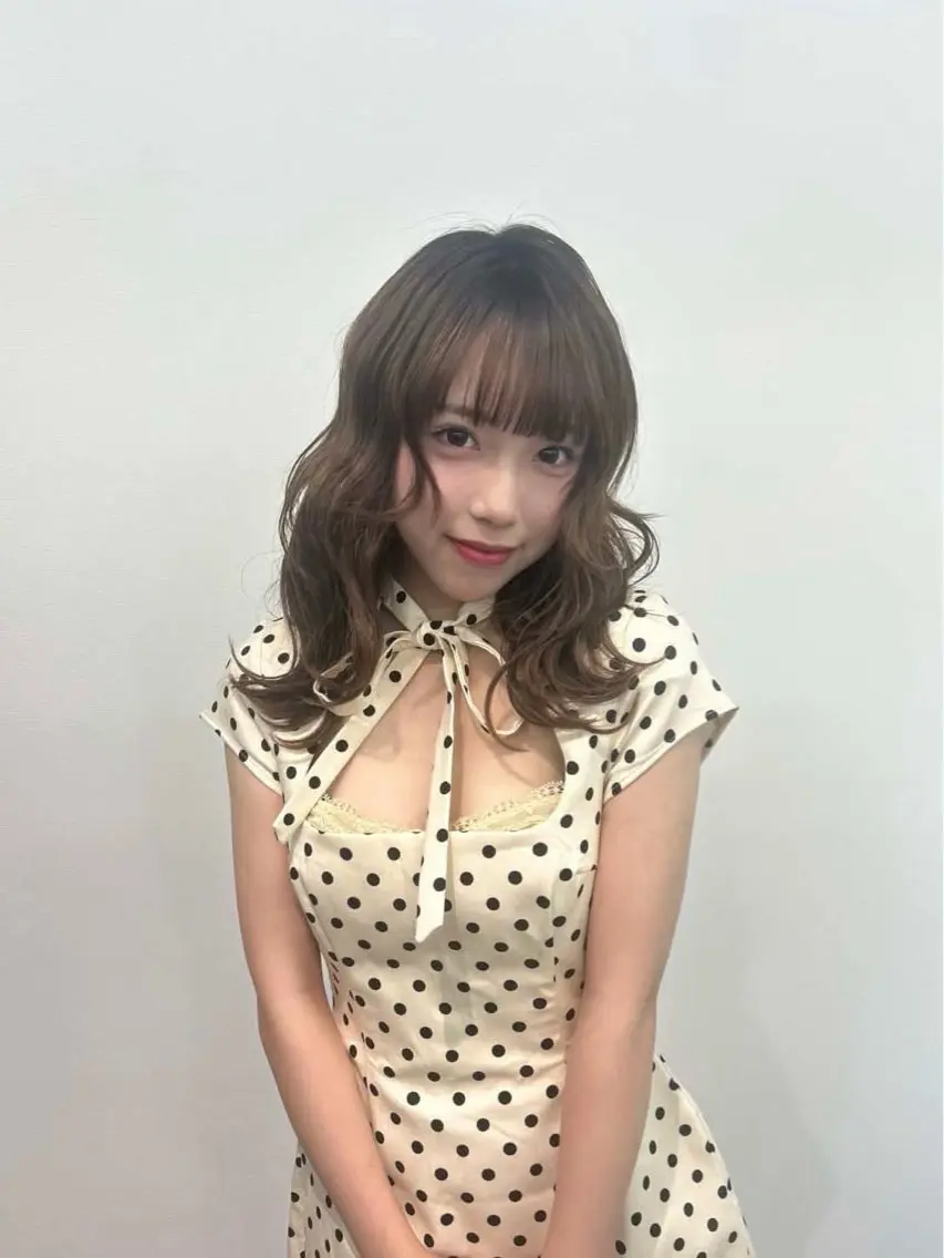 ミディアム 中田 和花のヘアスタイル