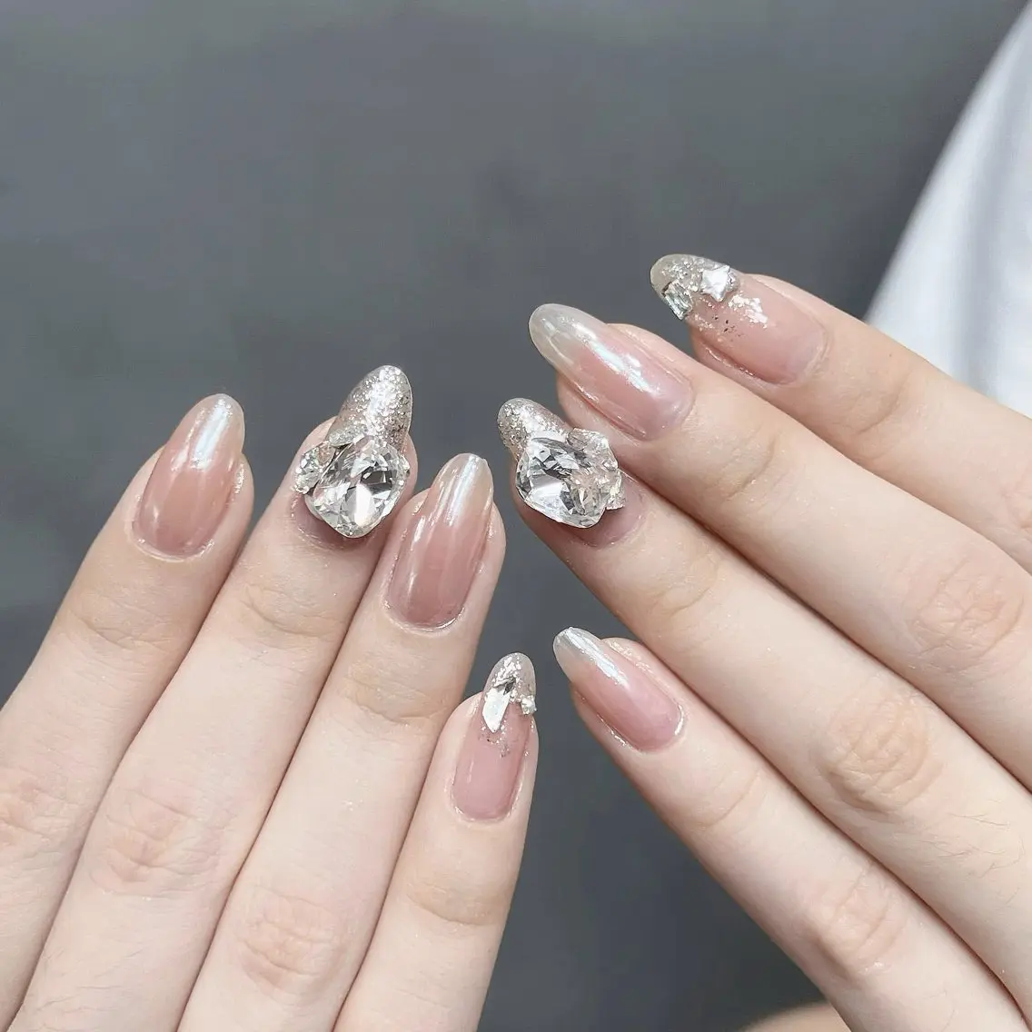 ネイル ハンドネイル HIN NAILのネイルデザイン