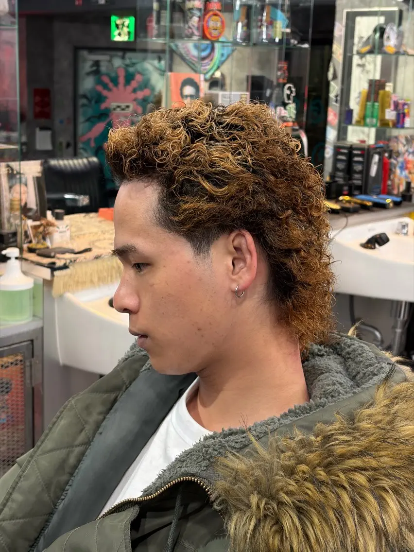 ミディアム パーマ メンズ カット パーマ 新宿BARBER _TETSUROのヘアスタイル