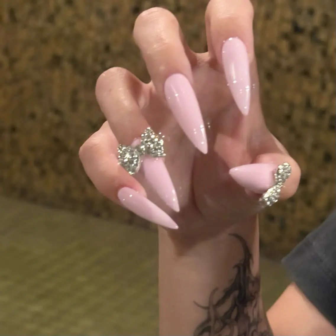 ネイル ハンドネイル フットネイル yuri / 個性派nailのネイルデザイン