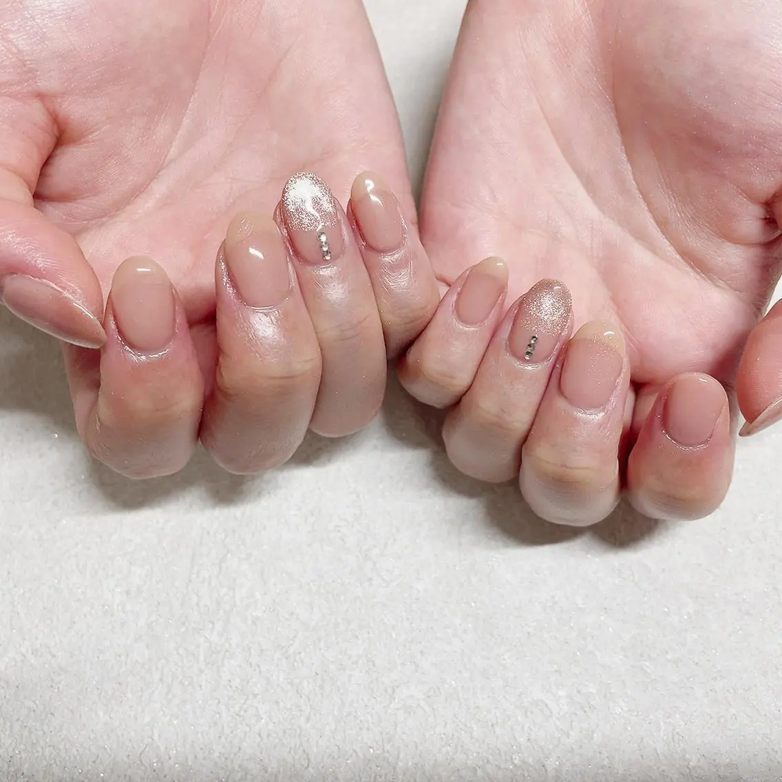 ネイル オーロラネイル フラワーネイル フットネイル フレンチネイル ジェルネイル ハンドネイル mogunail &blowのネイルデザイン