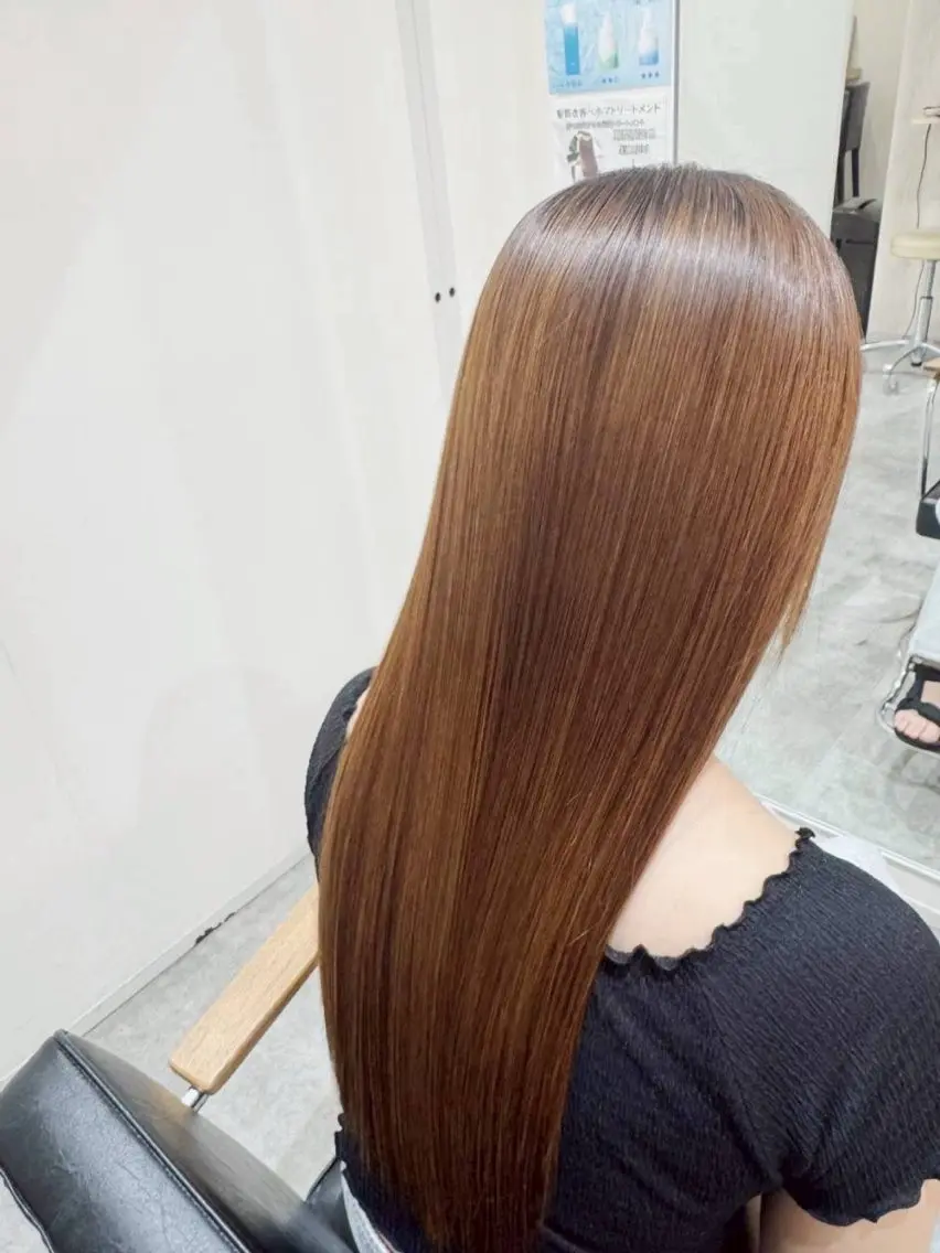 ロング カラー ブリーチ 髪質改善 韓国風ヘア トリートメント 酸熱トリートメント トリートメント レイヤー/ショート chere狭山のヘアスタイル