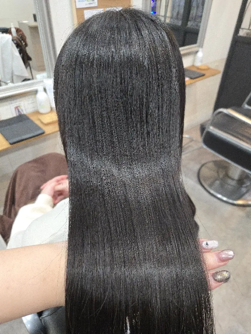 ロング カット 縮毛矯正 暖色🍎透明感カラー 🩵小林かりんのヘアスタイル