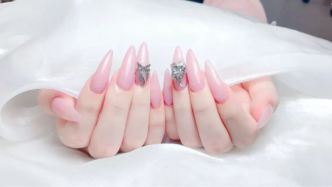 ネイル ハンドネイル 🎀M nails✨ ビューティーのネイルデザイン