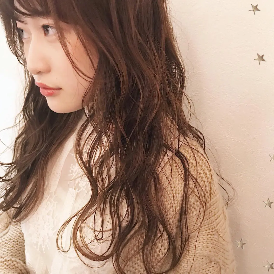 ロング カラー 市川 千夏のヘアスタイル