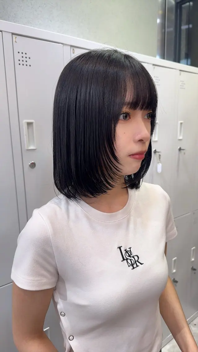 ミディアム カラー アッシュ アッシュブラウン ベージュカラー 黒髪 ブリーチ カット ヘアカラー トリートメント 赤み無し柔らかカラー 【梅田】madokaのヘアスタイル