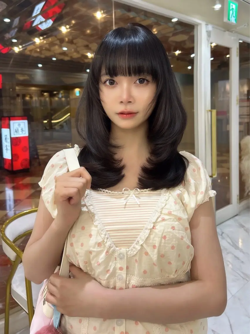 ミディアム カット ヘアカラー 縮毛矯正 hiyori🎀 トレンドレイヤーのヘアスタイル