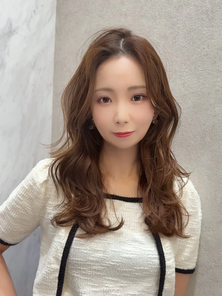 セミロング カラー カット ヘアカラー レイヤーダブルカラー KYONのヘアスタイル
