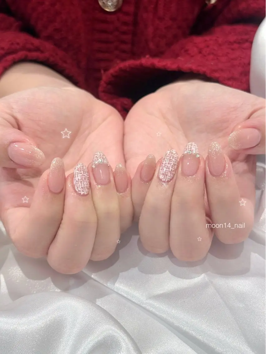ネイル ジェルネイル キラキラネイル パラジェル ピンク シンプルネイル ハンドネイル natsuki 💫のネイルデザイン