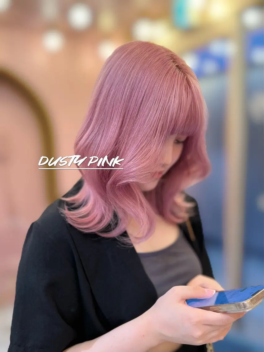 ロング ヘアカラー 韓国風／ハイトーン AYAKAのヘアスタイル