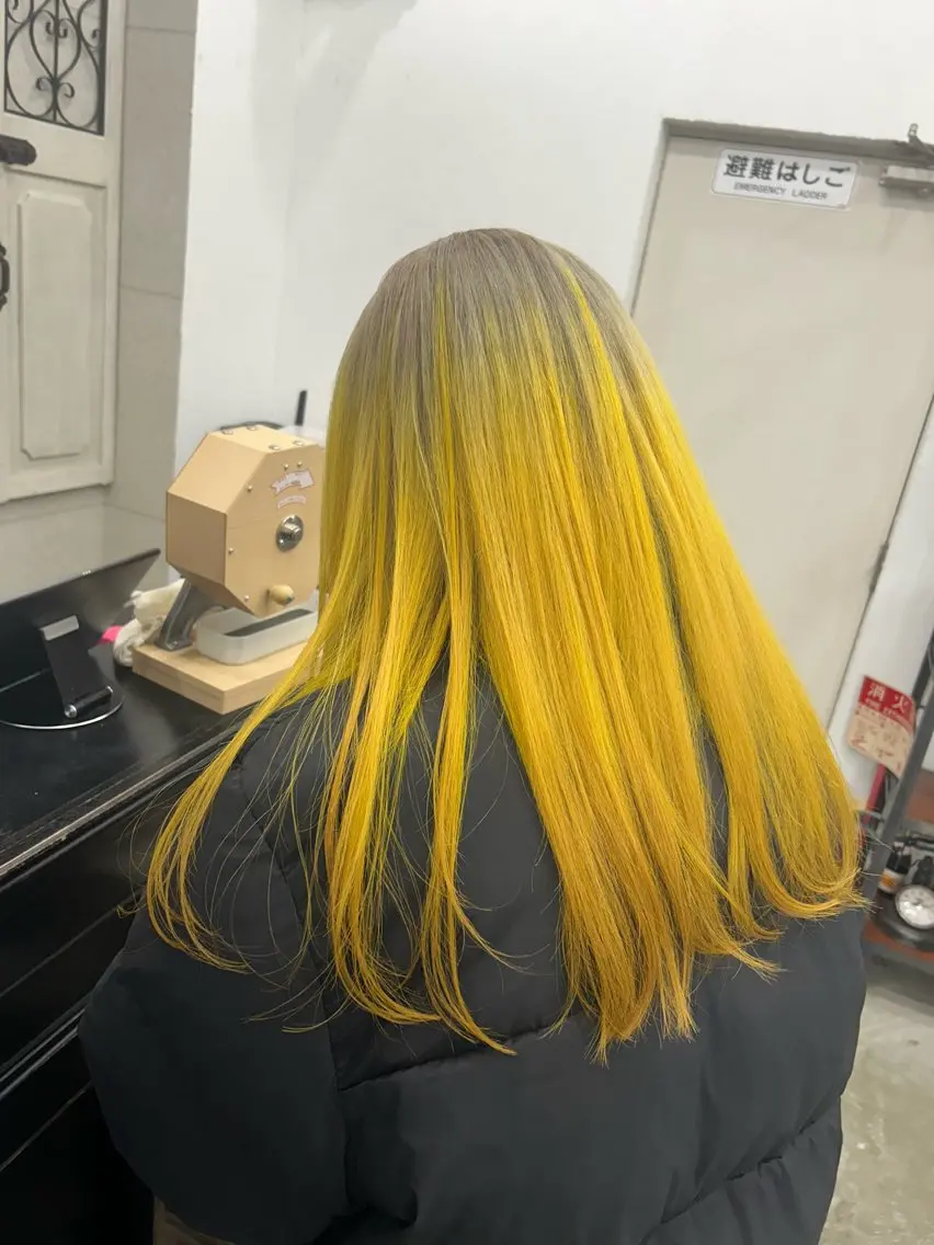 ロング カラー レイヤー ハイトーン 暖色⭐︎KANAKOのヘアスタイル