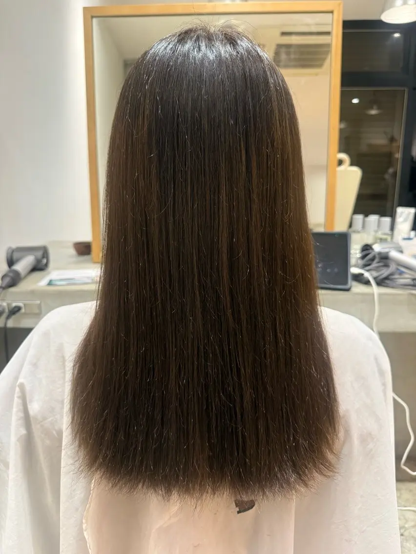セミロング 縮毛矯正 NAVY 日 和のヘアスタイル