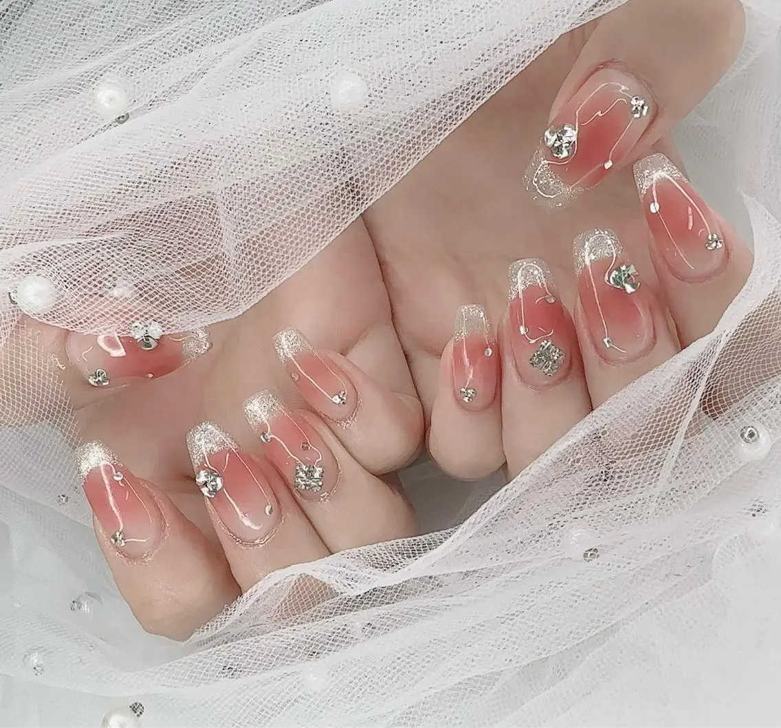 ネイル R salonのネイルデザイン