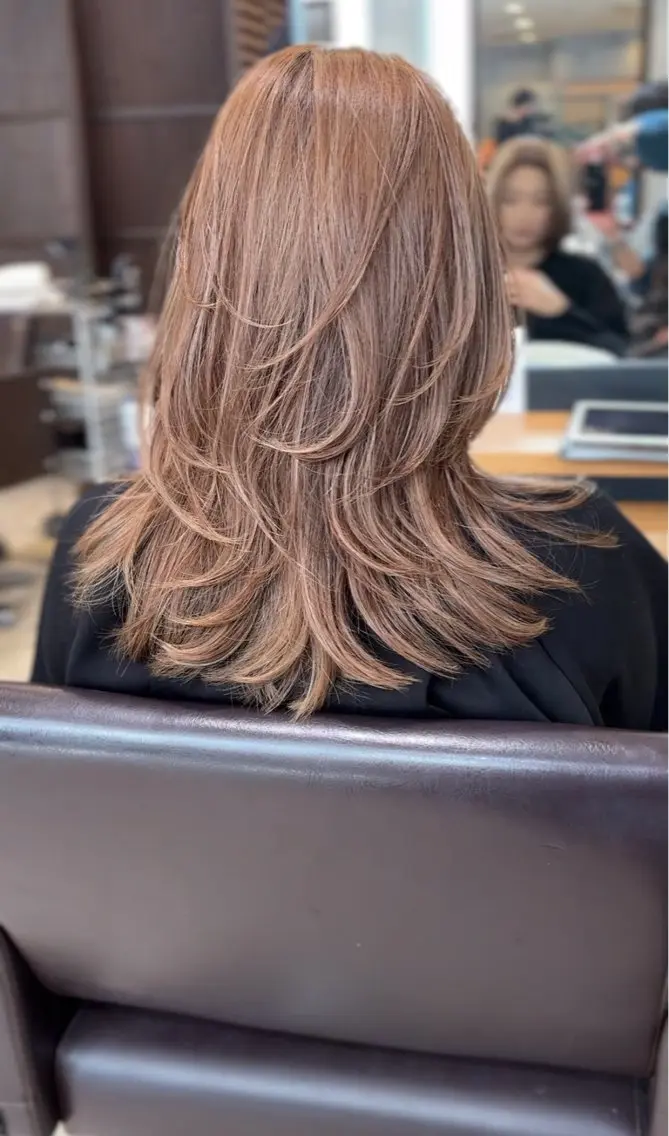 セミロング レイヤーカット レイヤーカット TAIKIのヘアスタイル