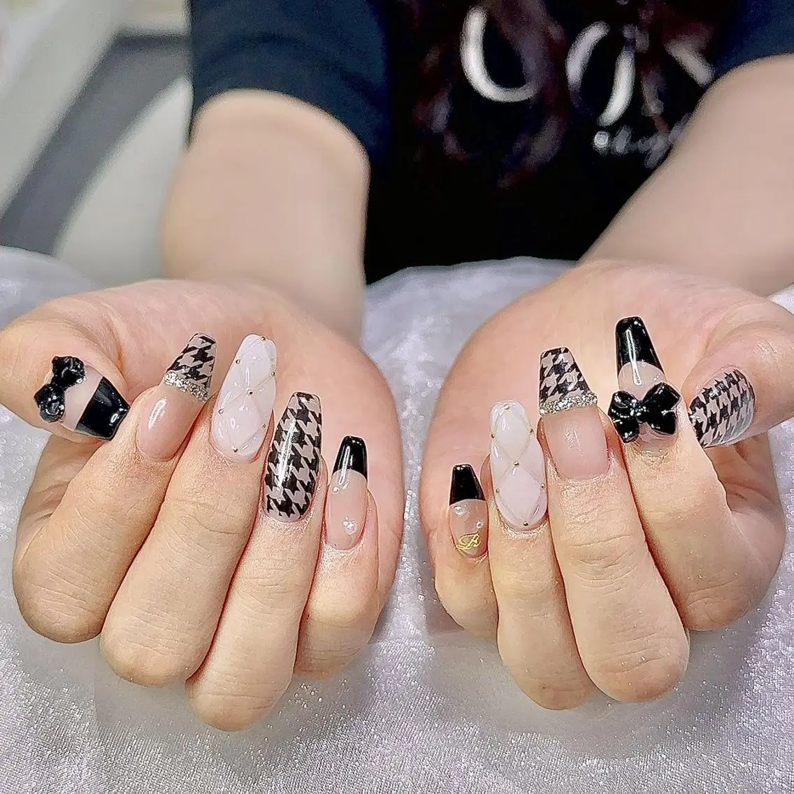 ネイル ハンドネイル Queen‘s なんのネイルデザイン