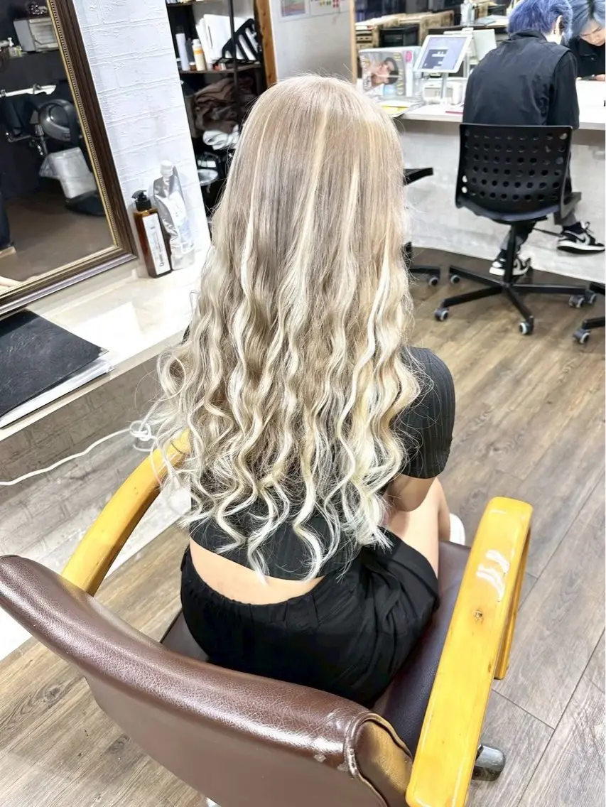 ロング カラー エクステ 🧸U-topia 🧸佐野ななみ🧸のヘアスタイル