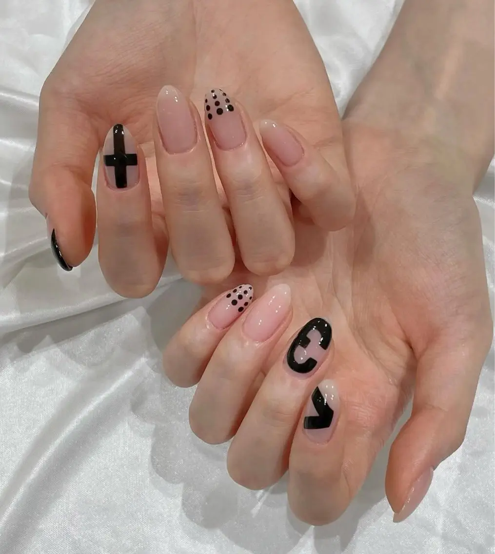 ネイル ハンドネイル 🎀PG🩵 ネイルサロンのネイルデザイン