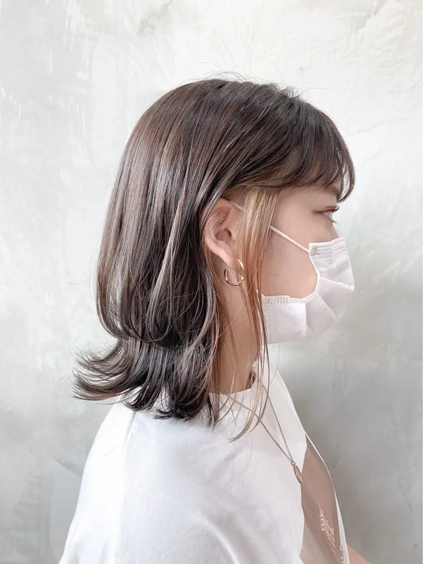 セミロング 新宿/顔周りカット +レイヤー＝しずく♩のヘアスタイル