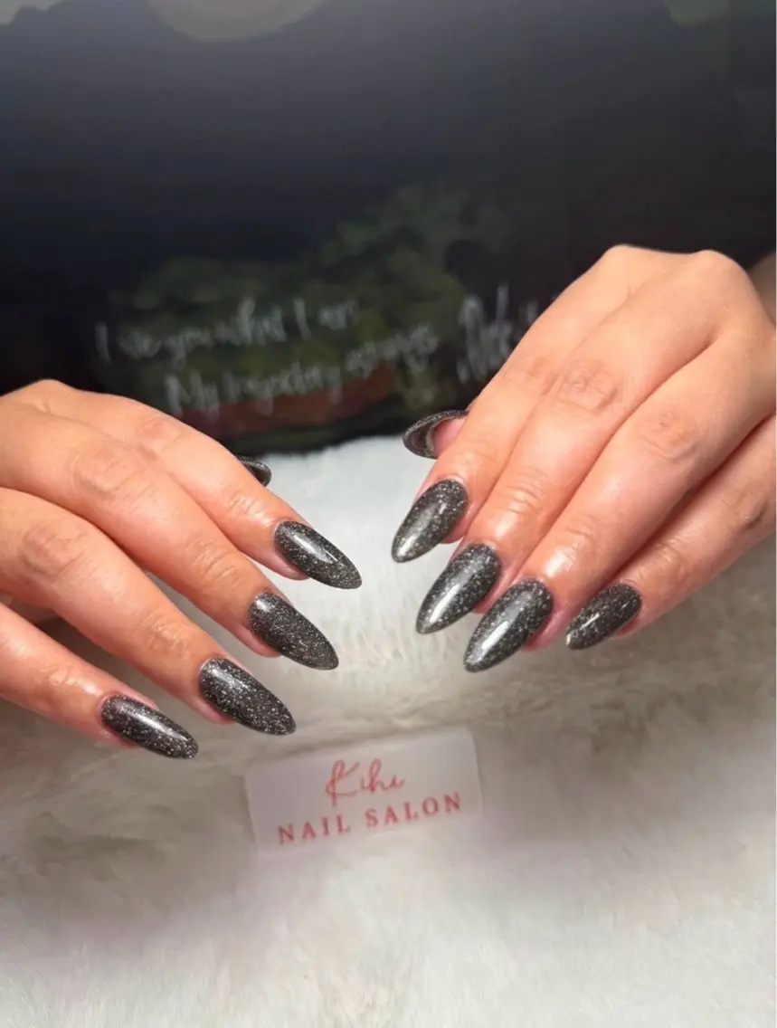 ネイル ハンドネイル in.nail-- 🐈‍⬛riのネイルデザイン