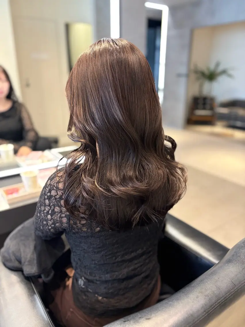 ミディアム 髪質改善・水素カラー ARIA(ému)のヘアスタイル