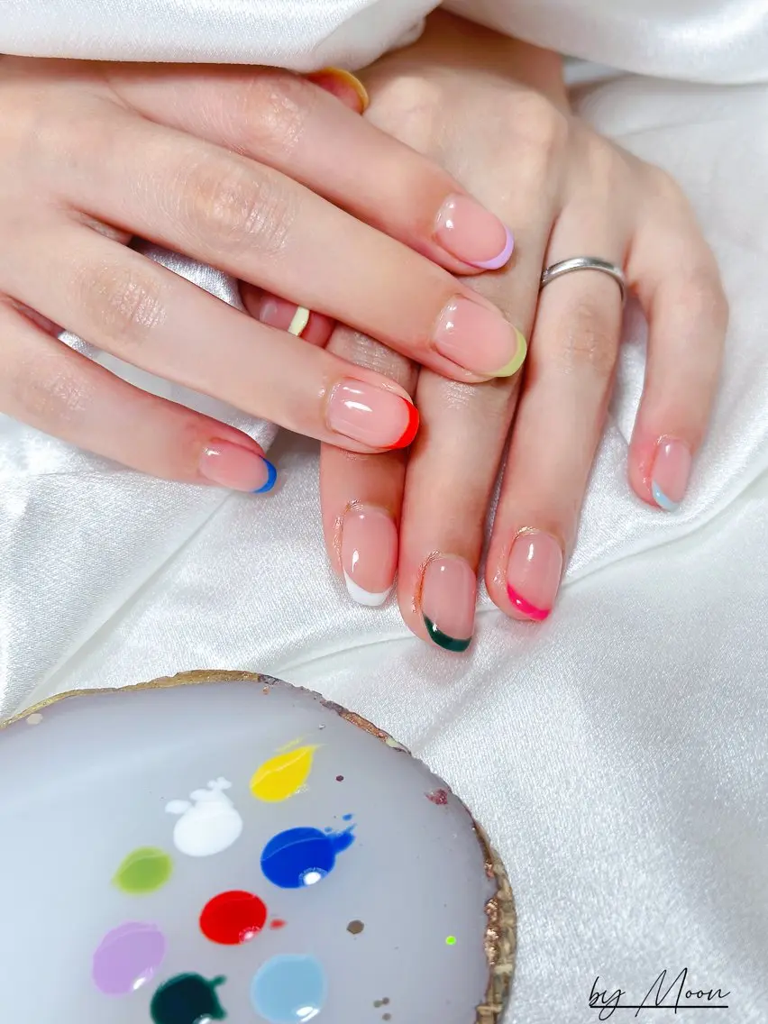 ネイル フレンチネイル シンプルネイル Moon Nailsのネイルデザイン