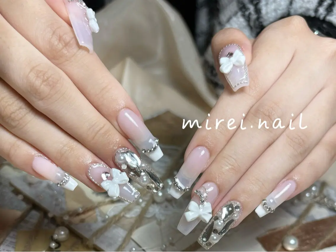 ネイル ルナ 🎀のネイルデザイン