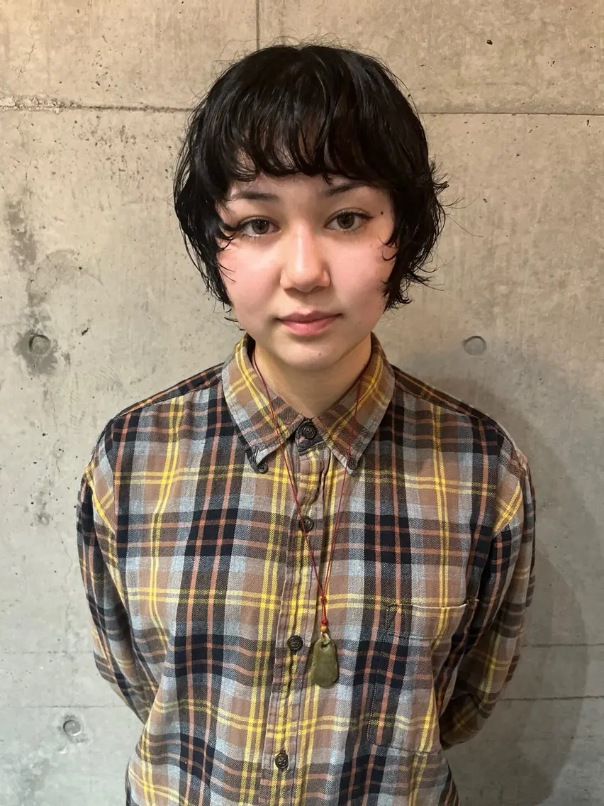 ショート レイヤーカット\ウル フ　chinatsuのヘアスタイル