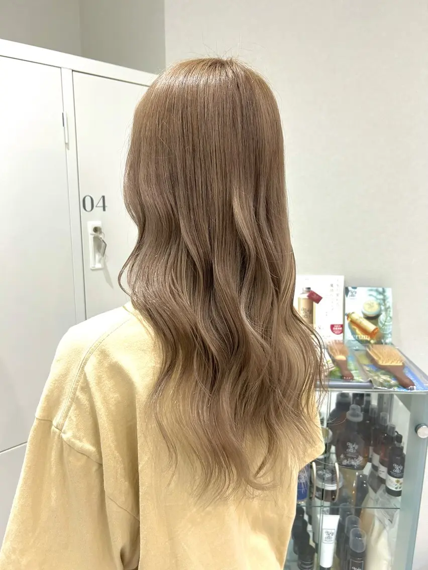 セミロング カラー ヘアアレンジ ベージュカラー ミルクティーベージュ ヘアカラー ボブ /ニュアンス/ satomi🧸💖のヘアスタイル