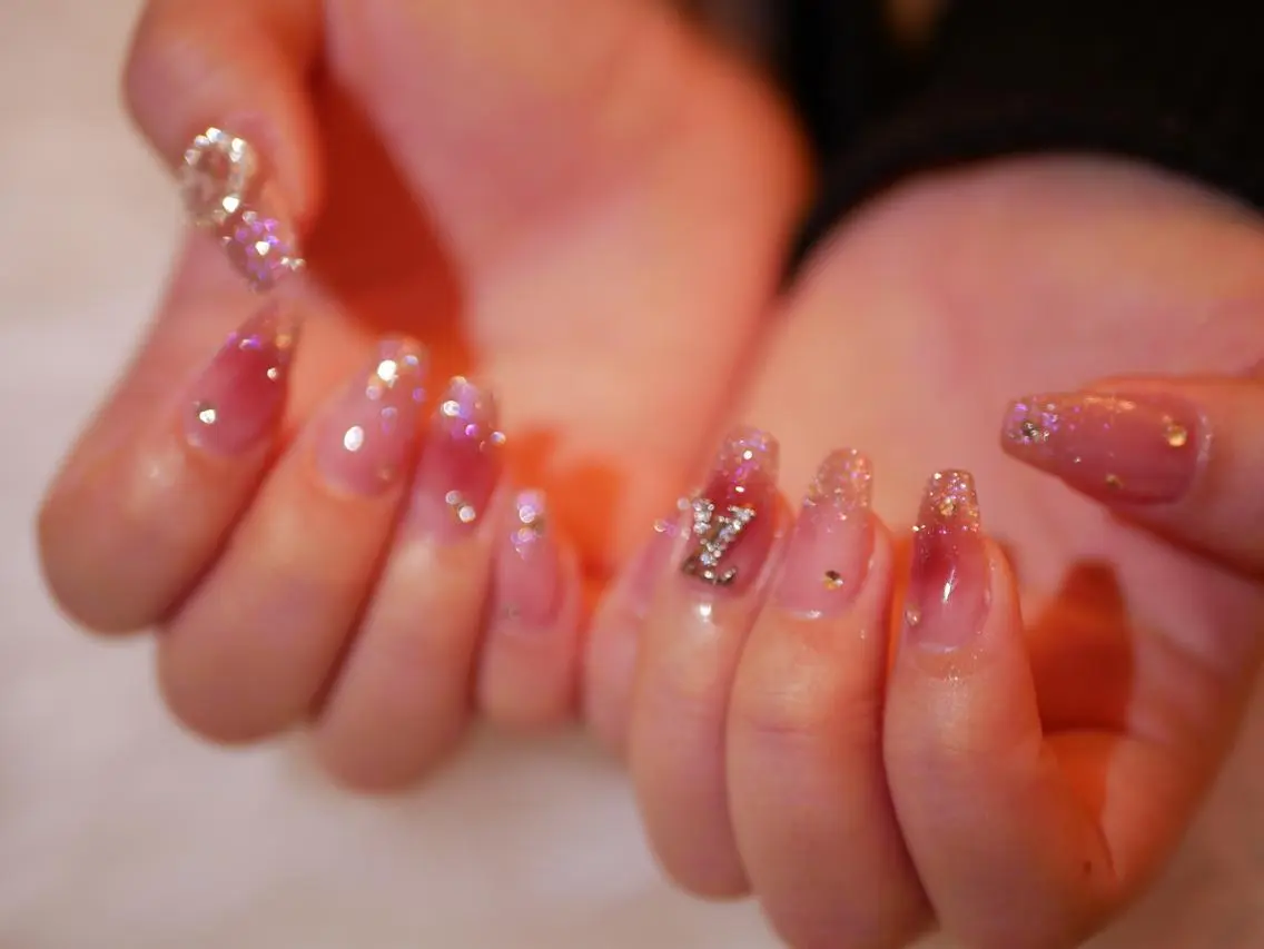 ネイル キラキラネイル ワンホンネイル ufu.nail yuukiのネイルデザイン