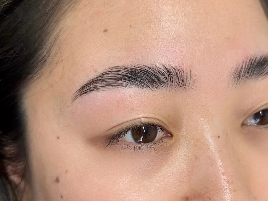 アイブロウ Gigi eye rashの眉毛・アイブロウイメージ
