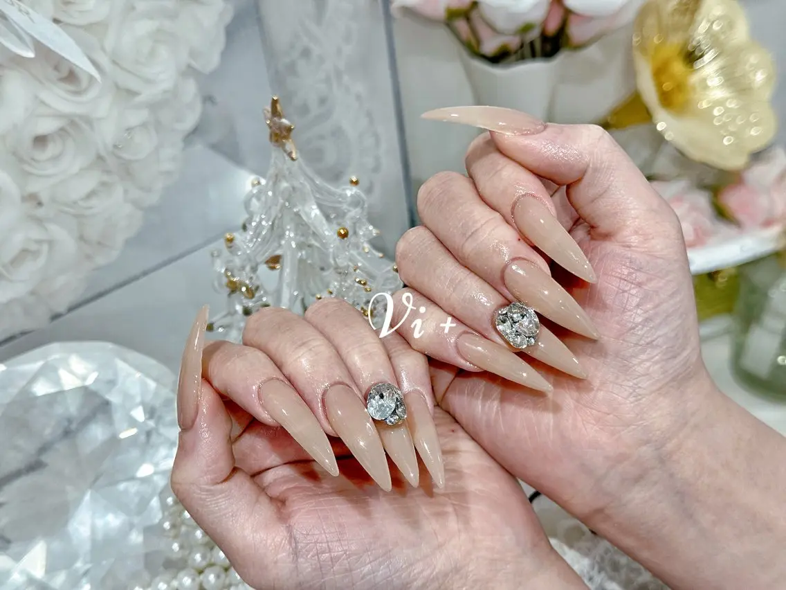 ネイル ハンドネイル ✨Nailsalon Vi+✨のネイルデザイン