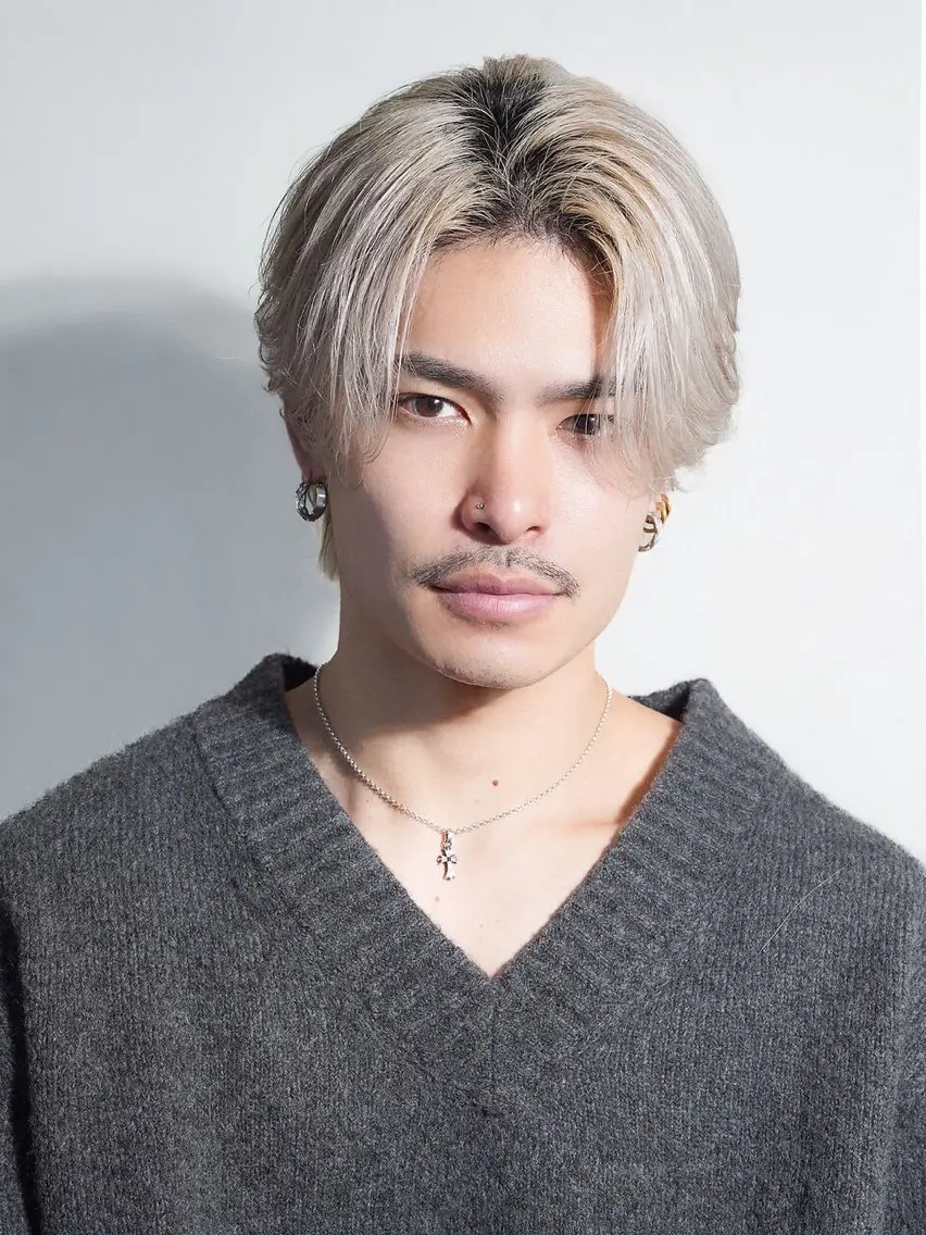 メンズカット+ブリーチ+カラー¥16,000→¥8,000［新宿/メンズカラー］（ブリーチ1回（¥5,000)×回数）の写真