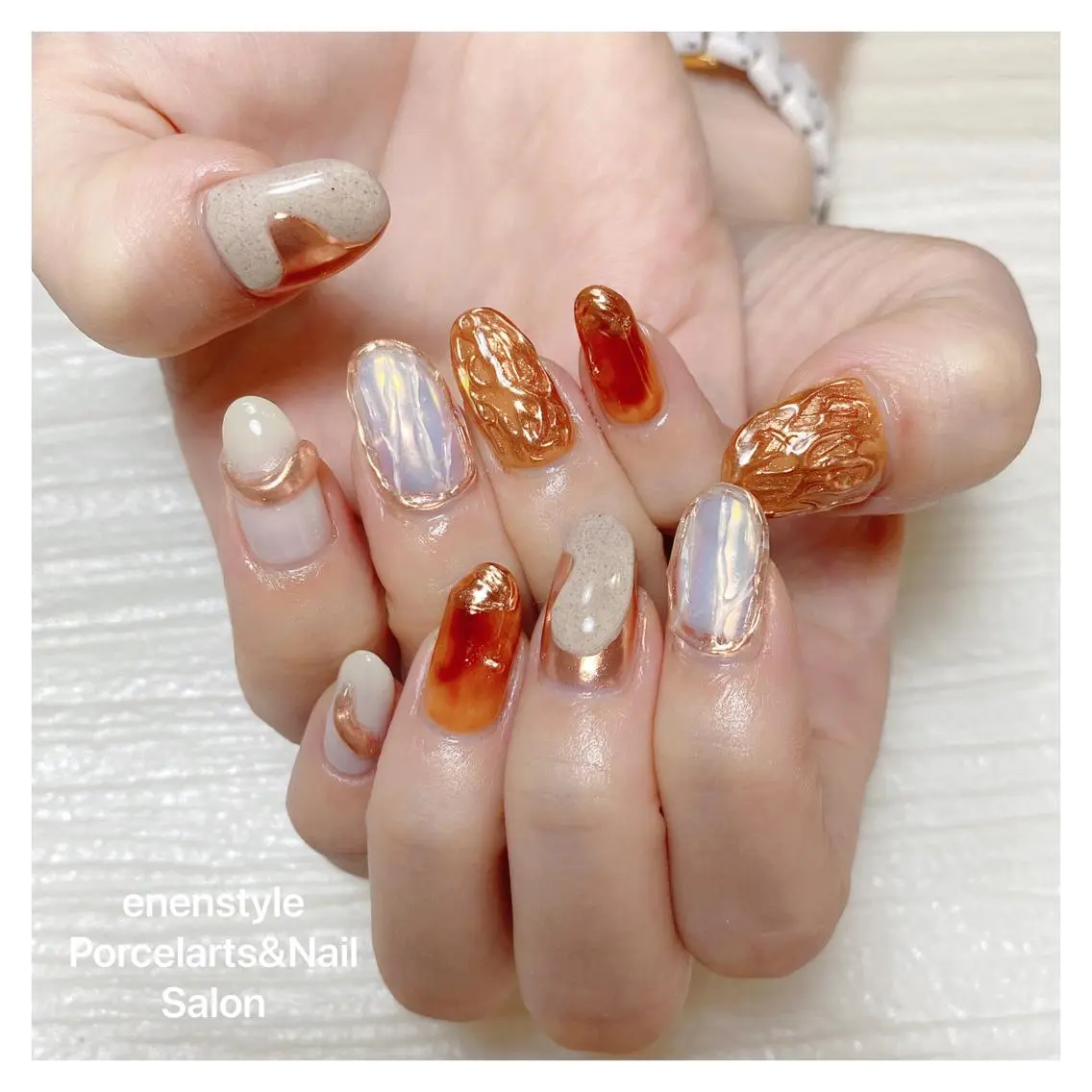 ミディアム ネイル 🐾enen style 🐾のネイルデザイン