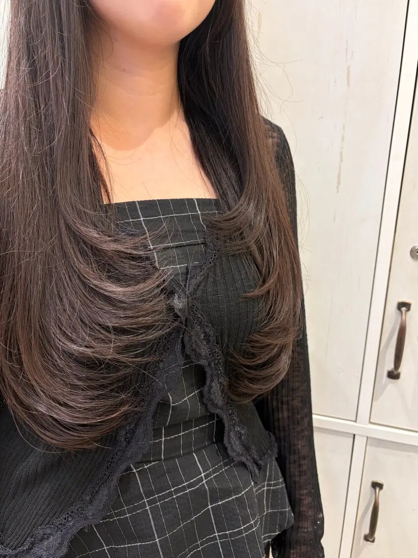 ロング レイヤーカット カット トリートメント 太田 千尋のヘアスタイル