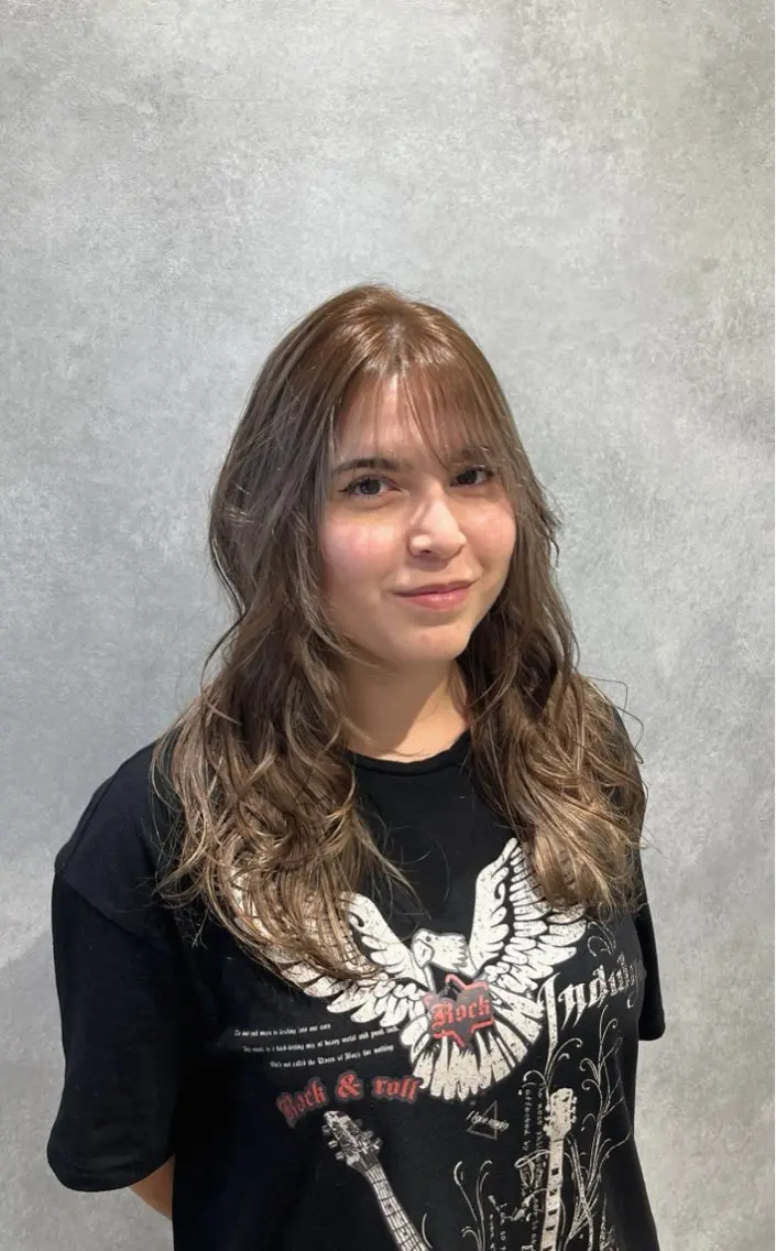 ロング ロングレイヤー ハイライト レイヤーカット ロング Manami / Locoのヘアスタイル