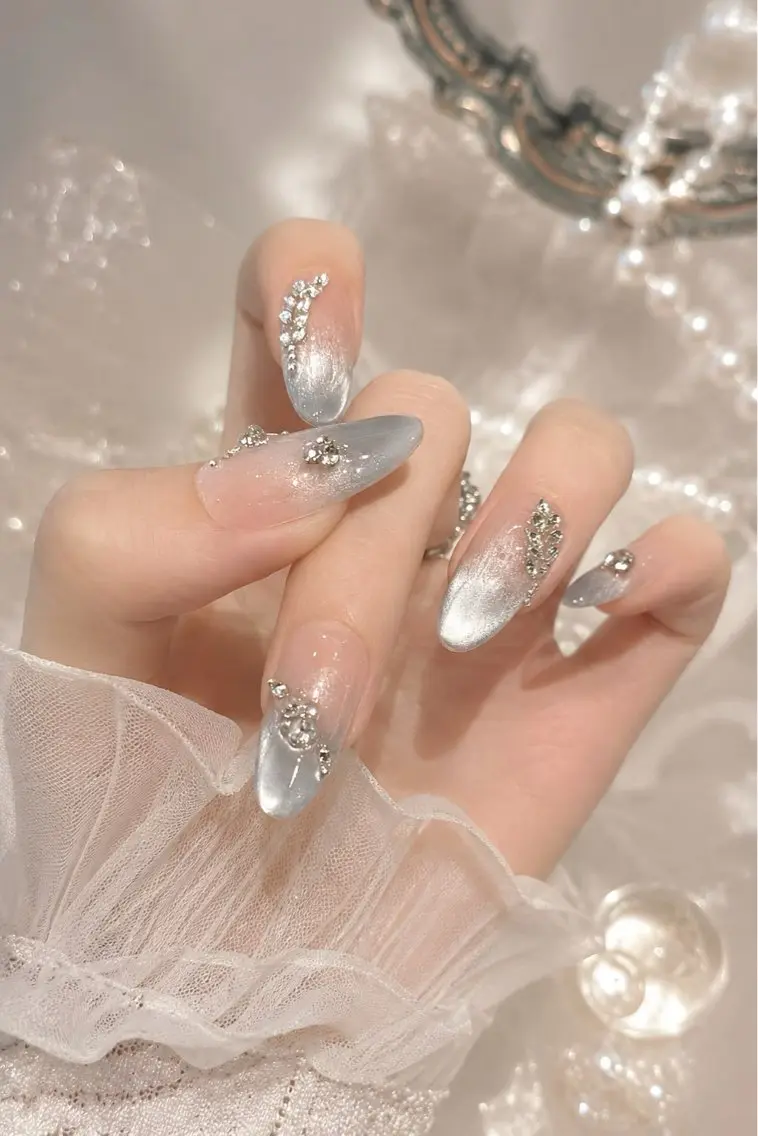 ネイル チークネイル 長さ出し フラッシュネイル ジェルネイル キラキラネイル kana nailのネイルデザイン