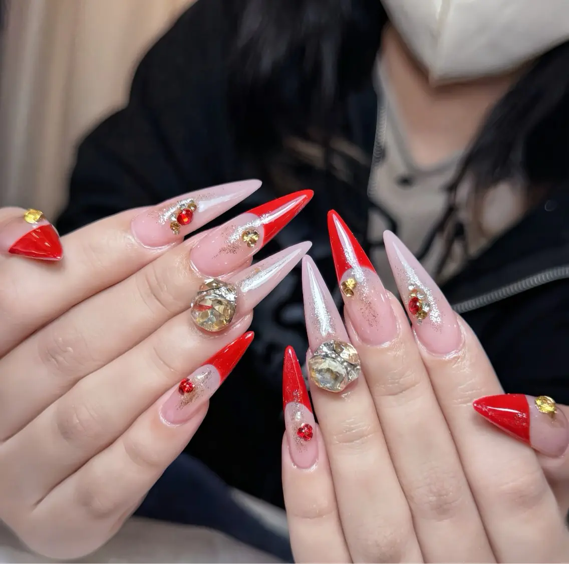 ネイル ボルドー フレンチネイル グラデーション キラキラネイル 韓国ネイル ハンドネイル Rin Nail 新大久保店のネイルデザイン