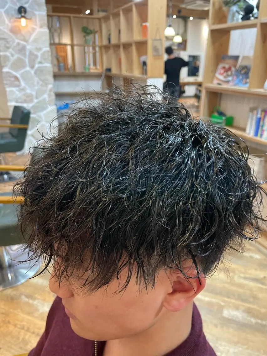 ショート パーマ メンズ YU KIのヘアスタイル