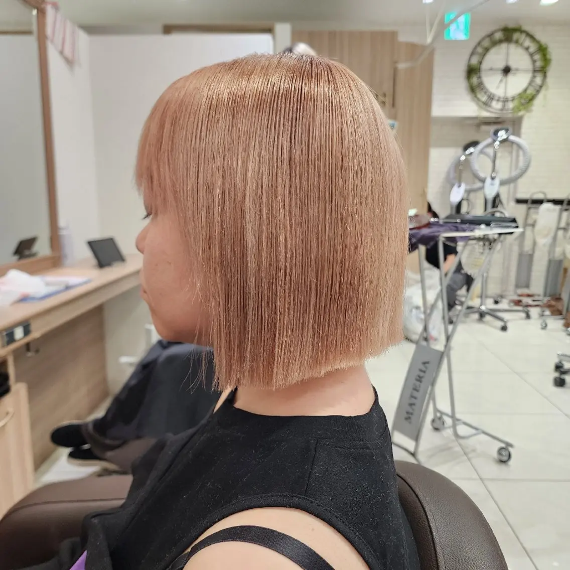 ショート カラー ベージュカラー ブリーチ ピンクカラー ピンクベージュ ボブ ヘアカラー カラー特化🔥中村 和貴＜Ash津田沼＞のヘアスタイル
